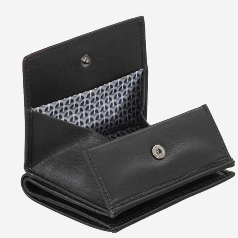 NEW IN BOX ITALIAN LEATHER SMALL RFID BLOCKING WALLET WITH FAB FEATURES!!!